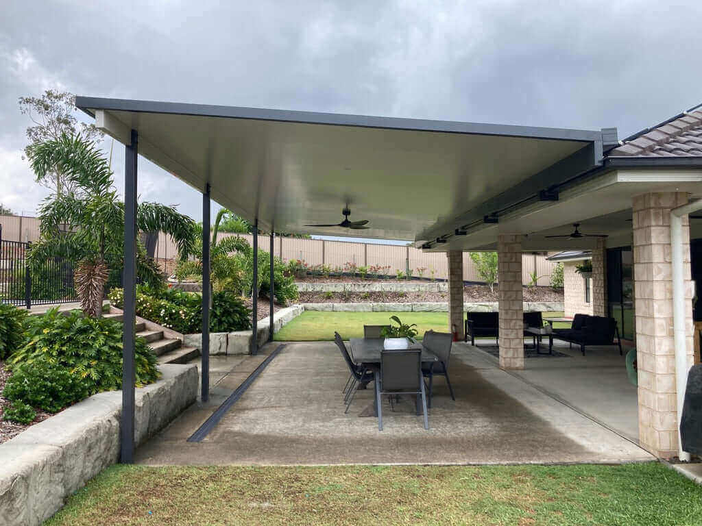 Insulated Patio/Carport Flyover 7 x 5.7m