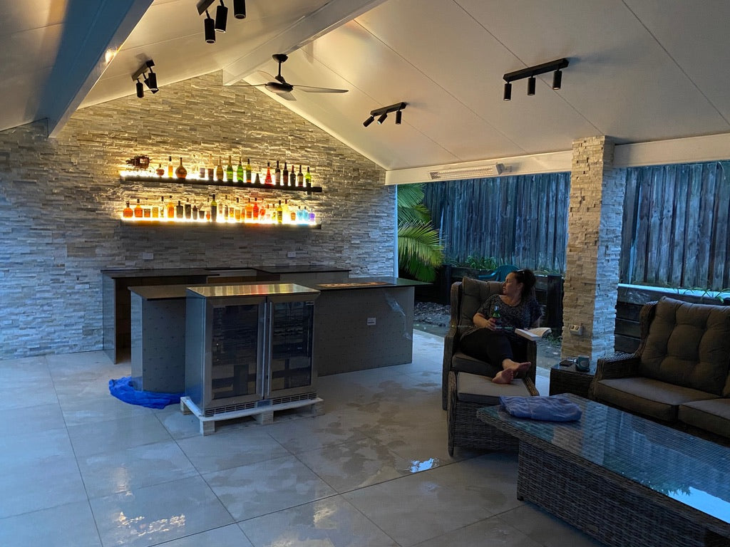 Free-standing insulated Gable 5 x 3m Patio In Footings