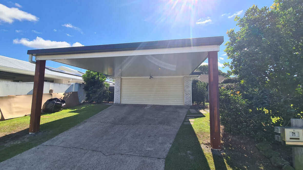 Attached Insulated Patio/Carport Masonry/Brick/Concrete Wall 6 x 6.6m
