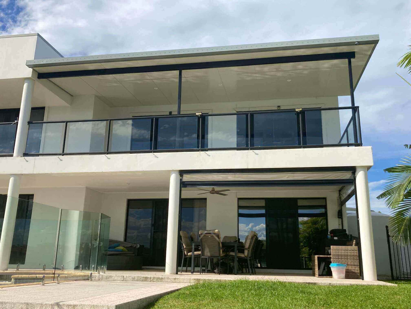 Attached Insulated Patio/Carport Masonry/Brick/Concrete Wall 8 x 5.0m