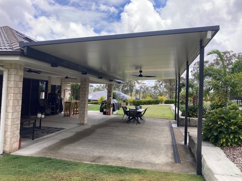 Insulated Patio/Carport Flyover 11 x 6.9m