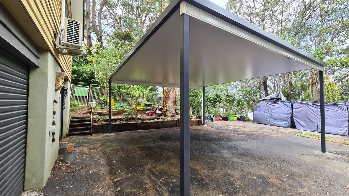 Insulated Patio/Carport Freestanding 11 x 3.0m