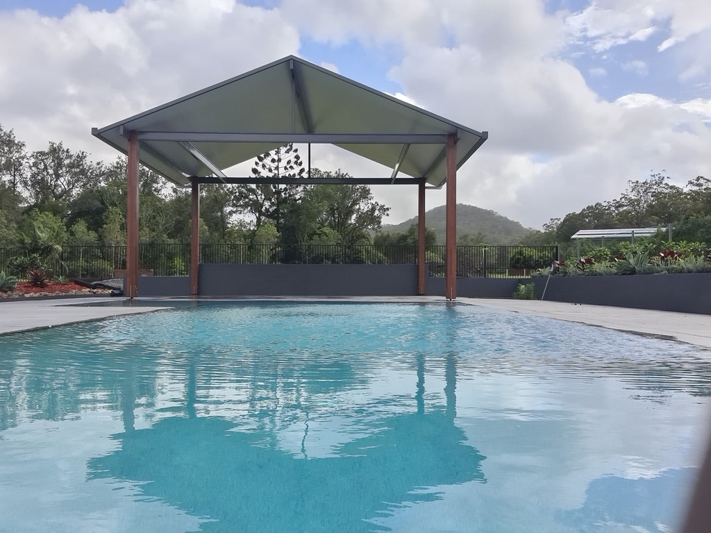 Free Standing Insulated Gable 3 x 3m Patio In Footings