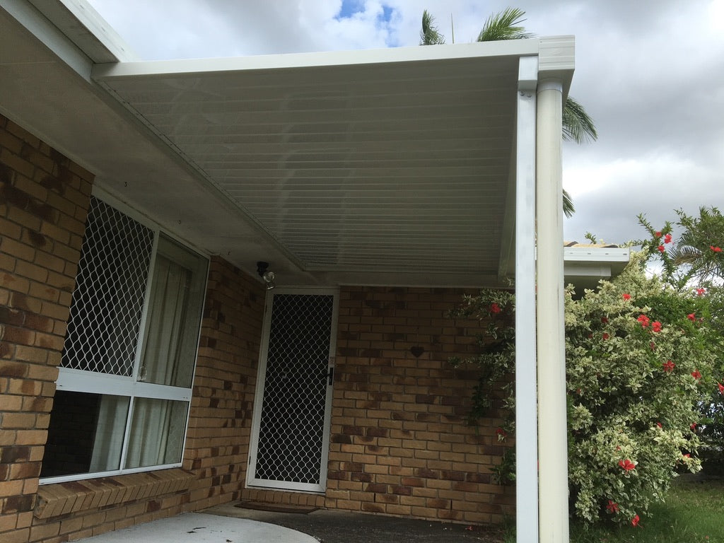 Attached V-Line Single Skin Patio/Carport Metal Fascia 7 x 3.8m