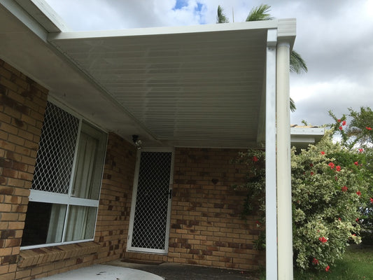 Attached V-Line Single Skin Patio/Carport Metal Fascia 3 x 1.6m