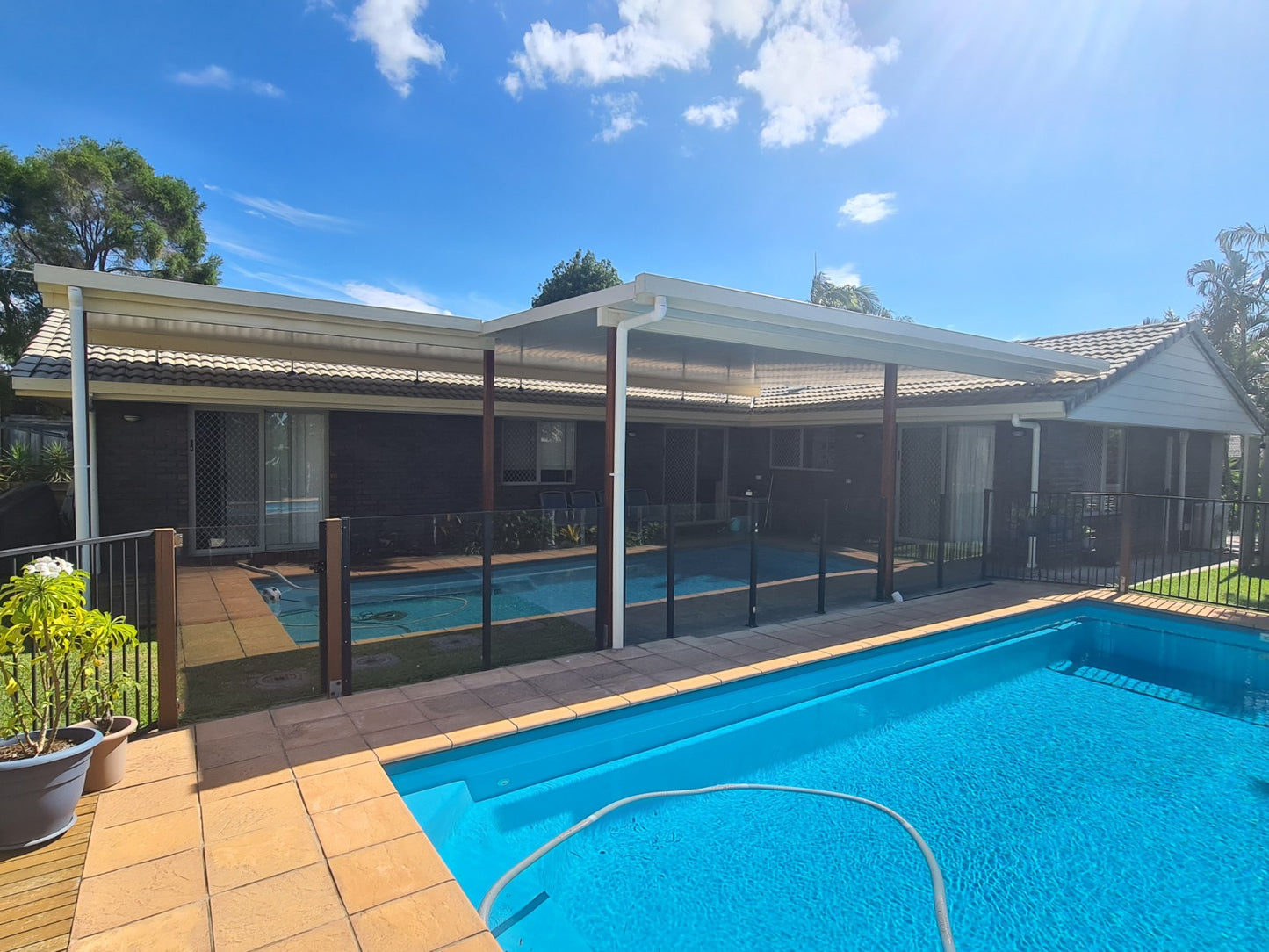 V-Line Single Skin Patio/Carport Flyover 9 x 6.0m with 900mm overhang