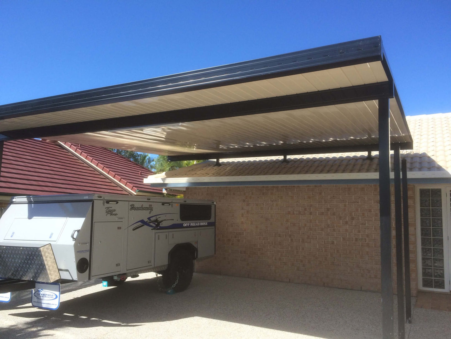 V-Line Single Skin Patio/Carport Flyover 19 x 6.0m with 900mm overhang