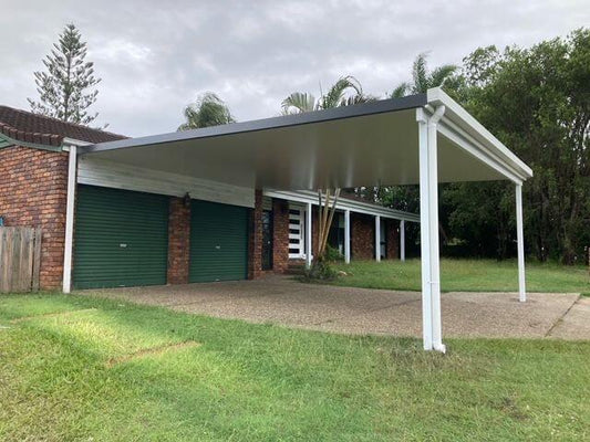 Attached Insulated Patio/Carport Masonry/Brick/Concrete Wall 10 x 4.3m